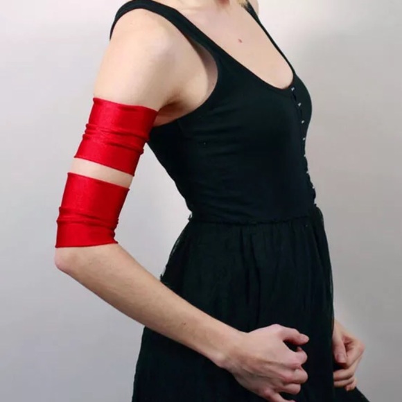 Stretchy Arm Bands Super Hero Costume Black Gloves Cuffs Cosplay Comic Armbands - Picture 9 of 10